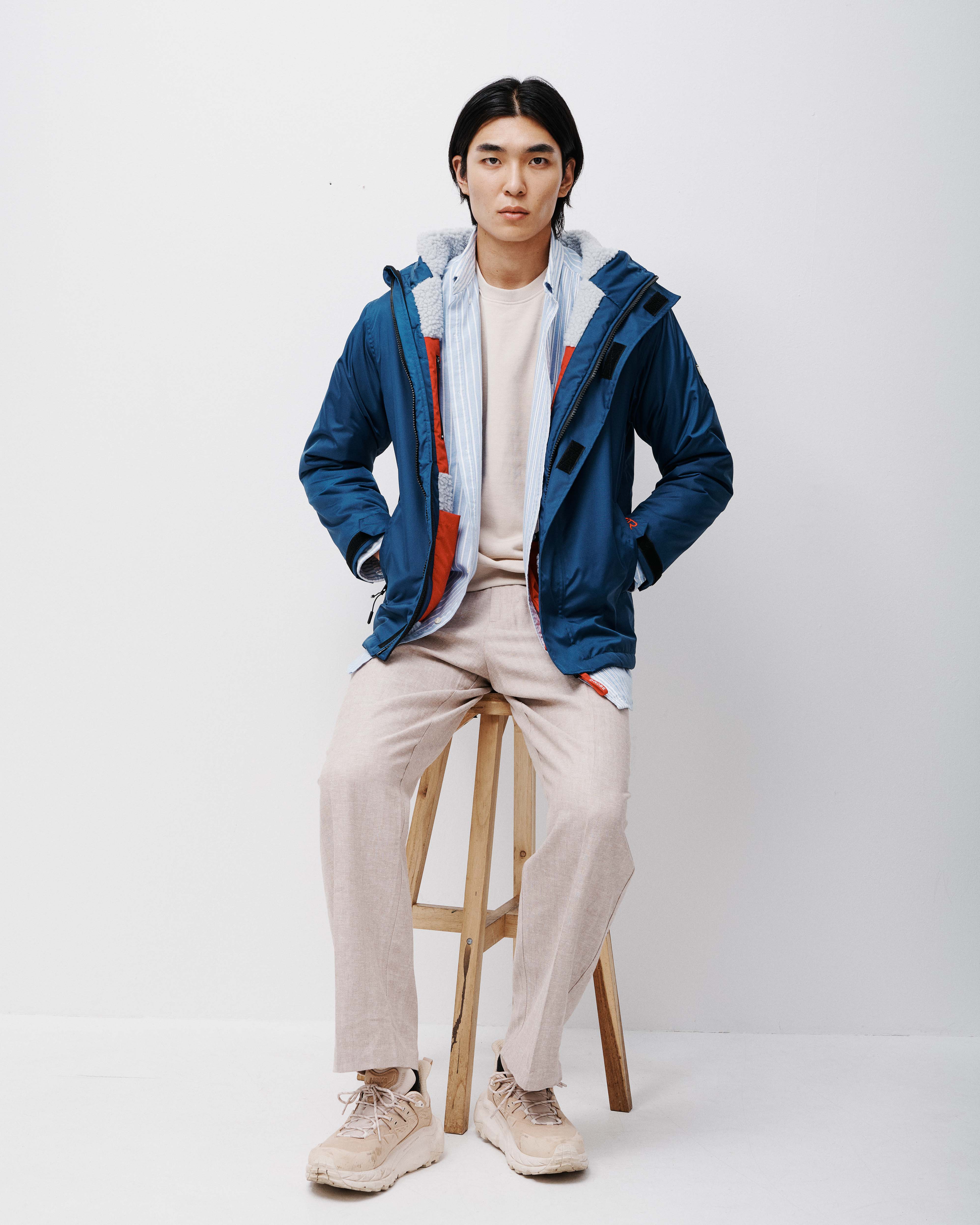 Navy Waterproof Jacket | Cirrus | Delta Roam