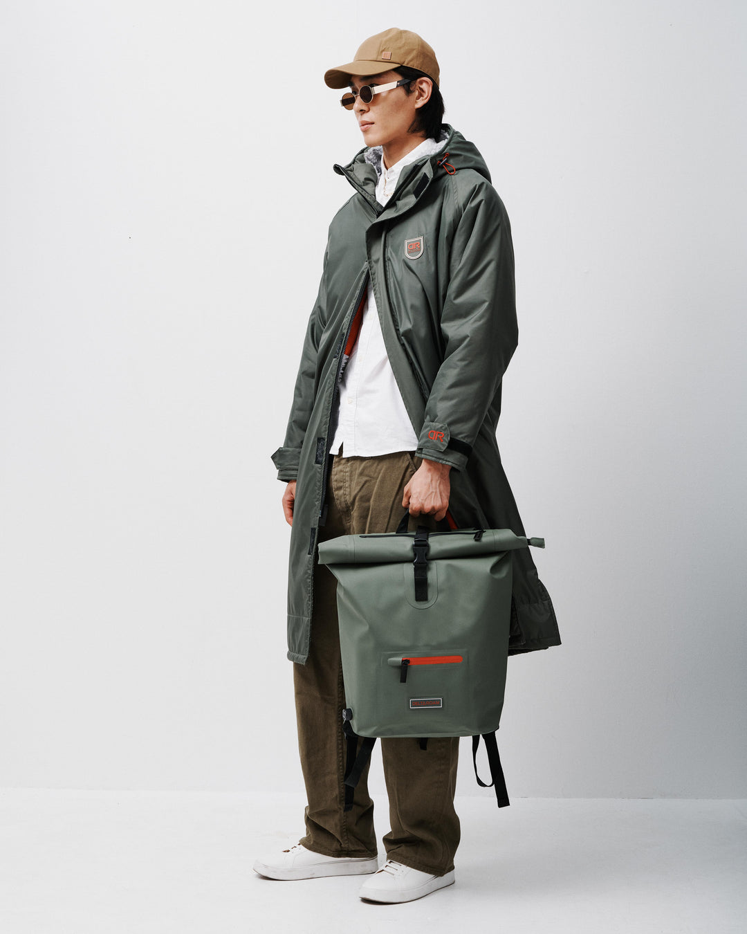 Delta Room Robe Green Waterproof Dry Coat | Beaumont Robe | Delta Roam