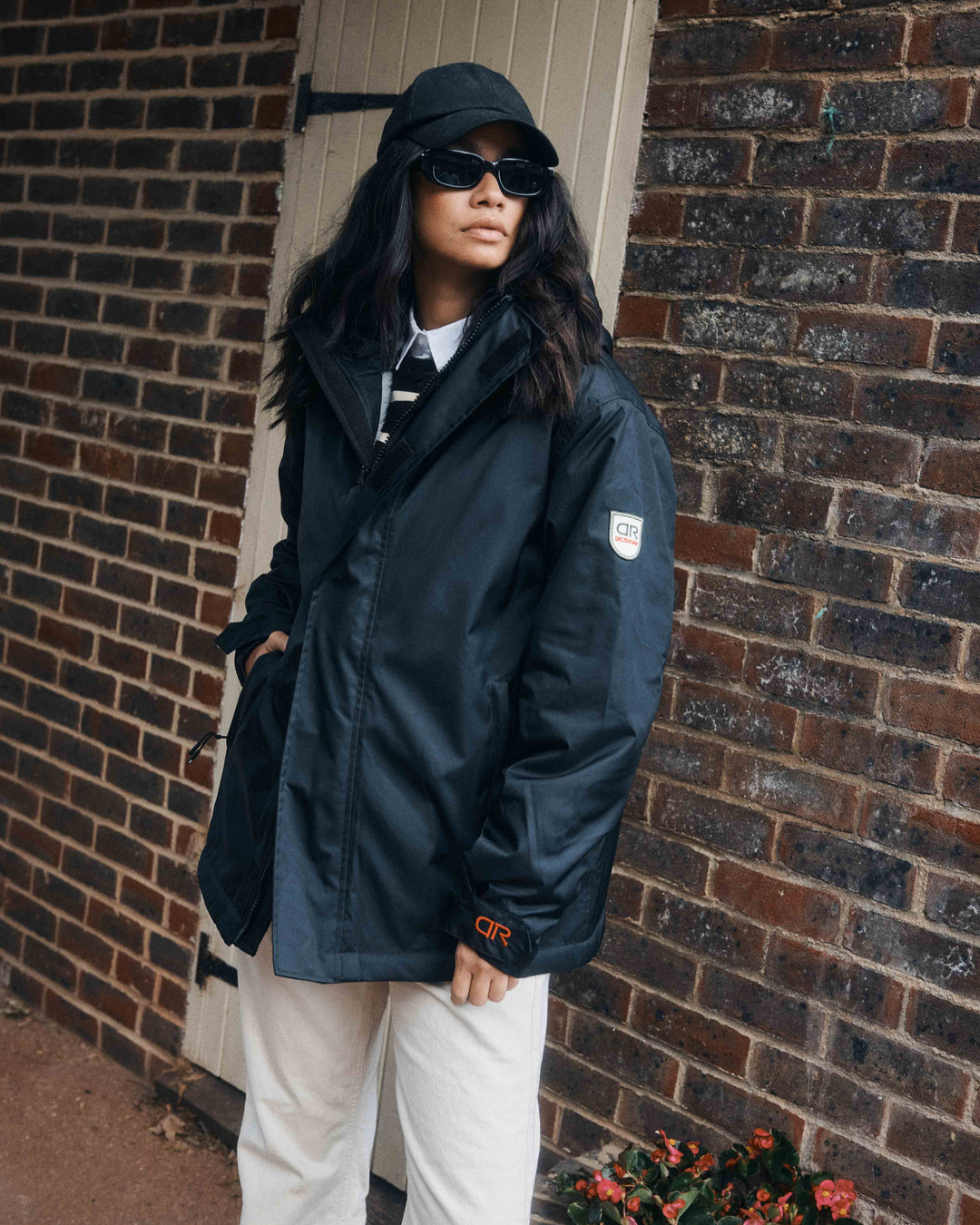 The Cirrus - Anthracite Black